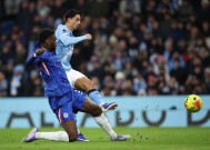 金年会官网-切尔西战平曼联，英超积分榜竞争白热化