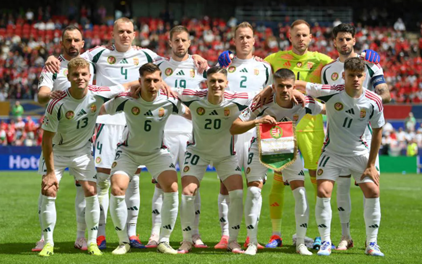 匈牙利队在客场比赛中全力冲刺取得胜利(匈牙利队在客场比赛中全力冲刺取得胜利的是谁)